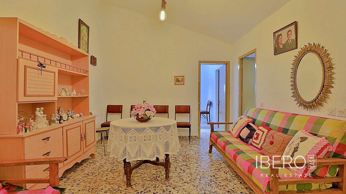 Prodej domu 145 m² s pozemkem 4 588 m² — photo 2