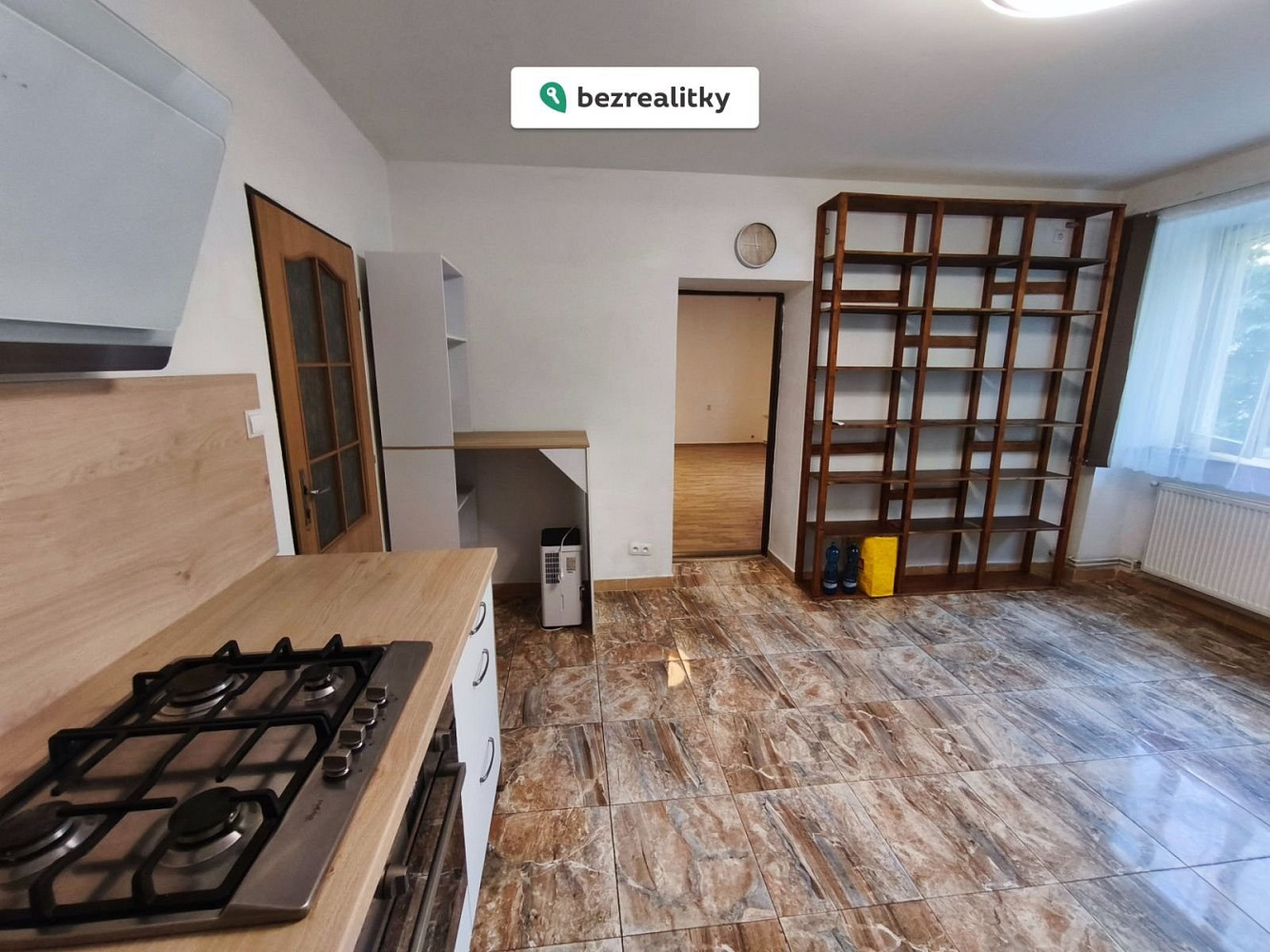 Prodej bytu 2+1 80 m² – pohled 3