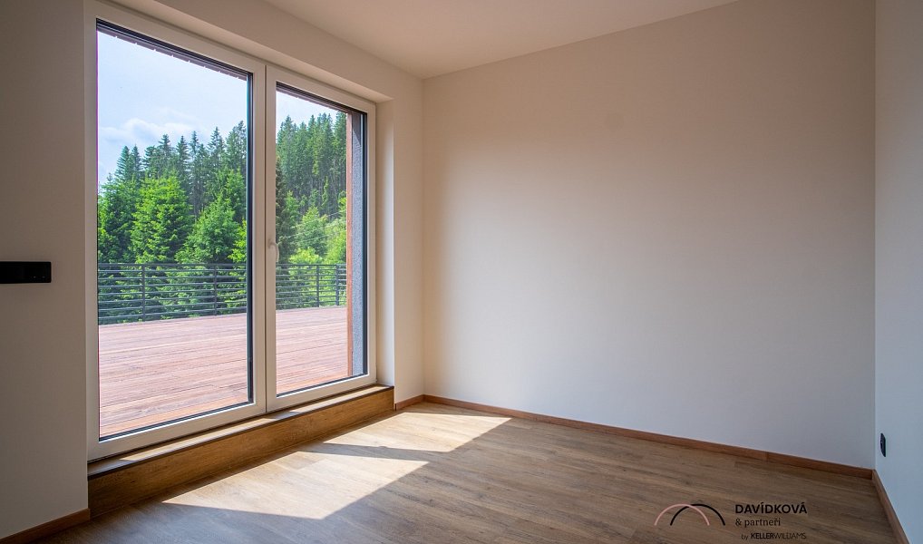 Prodej bytu 2+kk 52 m², Železná Ruda – náhled fotky 8