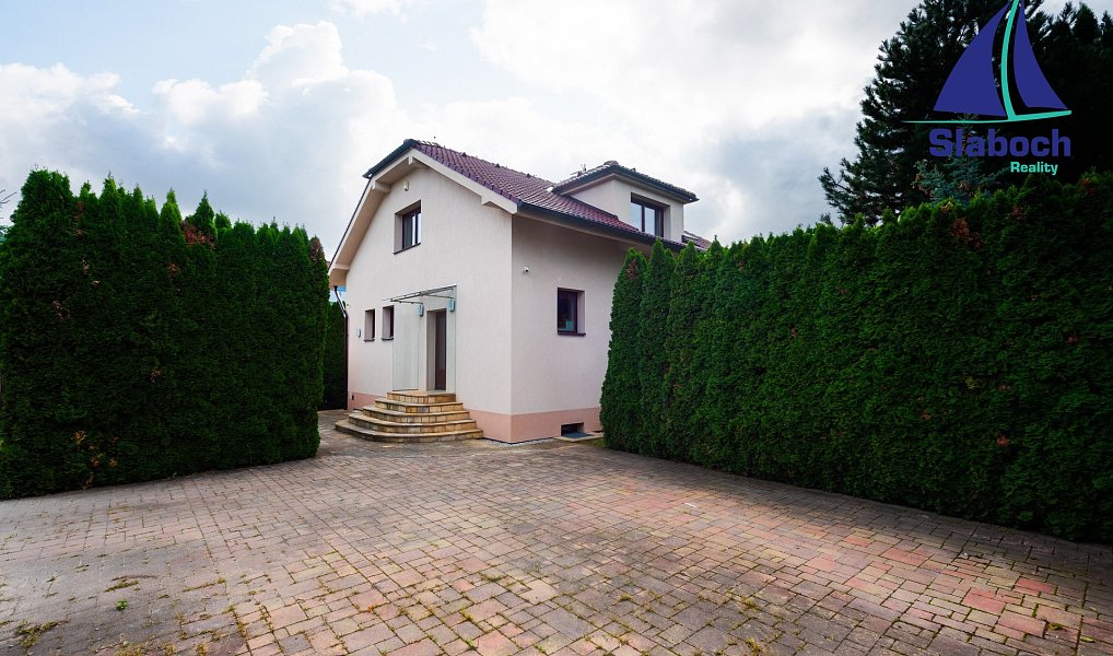 Prodej domu 198 m² s pozemkem 641 m², Praha – náhled fotky 38