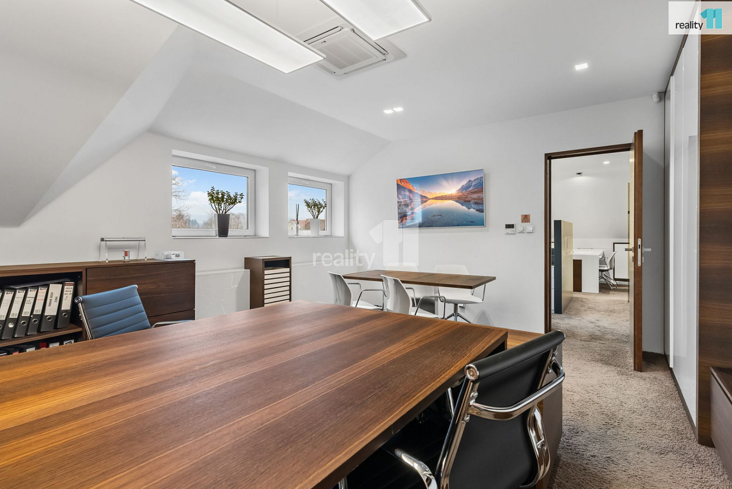 Prodej kanceláře 377 m² — photo 4