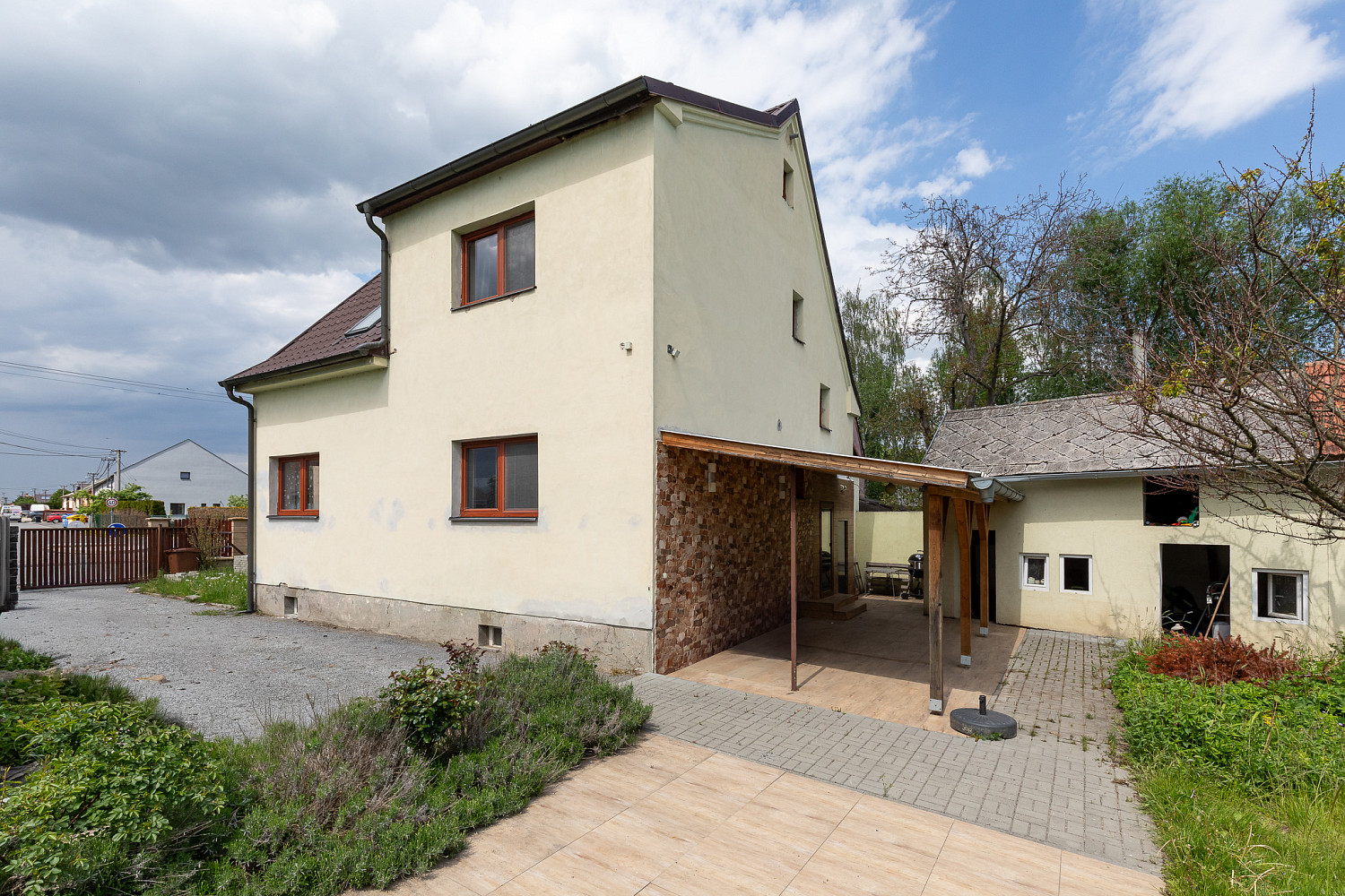 Prodej domu 122 m² s pozemkem 795 m²