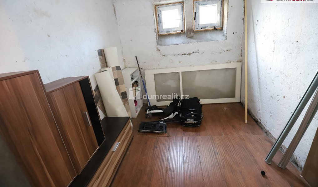 Pronájem bytu 2+1 65 m², Ostrov – náhled fotky 16