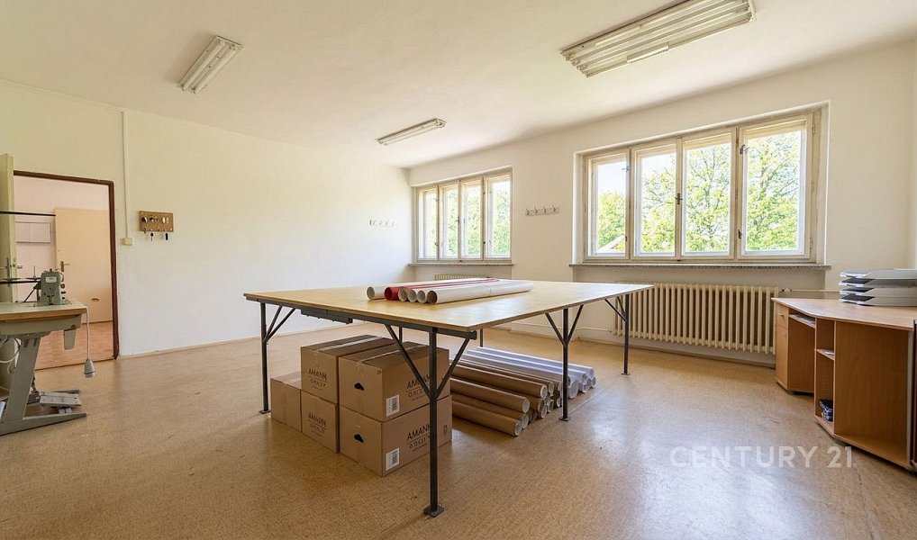 Pronájem kanceláře 103 m², Ořechov – náhled fotky 3