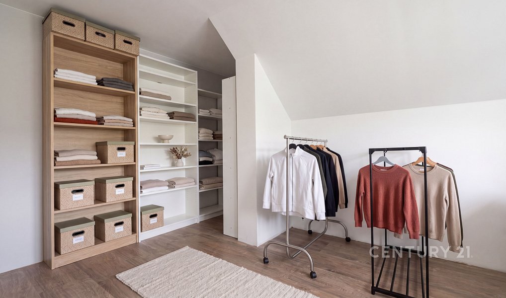 Prodej domu 284 m² s pozemkem 1 154 m², Roštín – náhled fotky 17