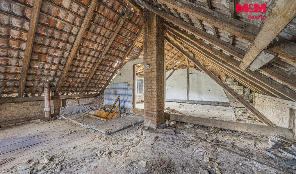 Prodej domu 160 m² s pozemkem 1 403 m², Šárovcova Lhota – náhled fotky 19
