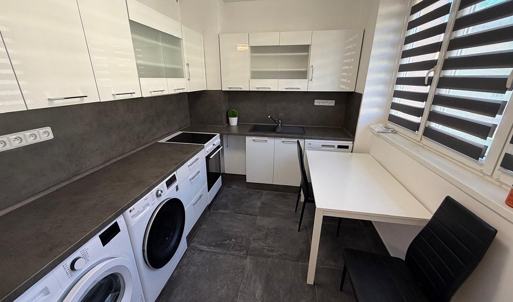 Prodej bytu 3+kk, 75 m², Most