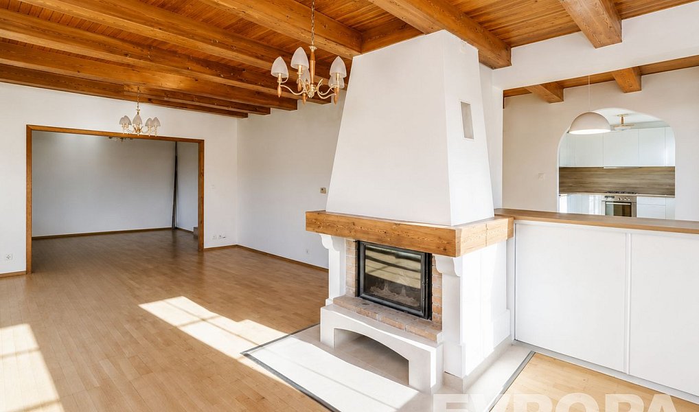 Pronájem domu 350 m² s pozemkem 534 m², Průhonice – náhled fotky 4