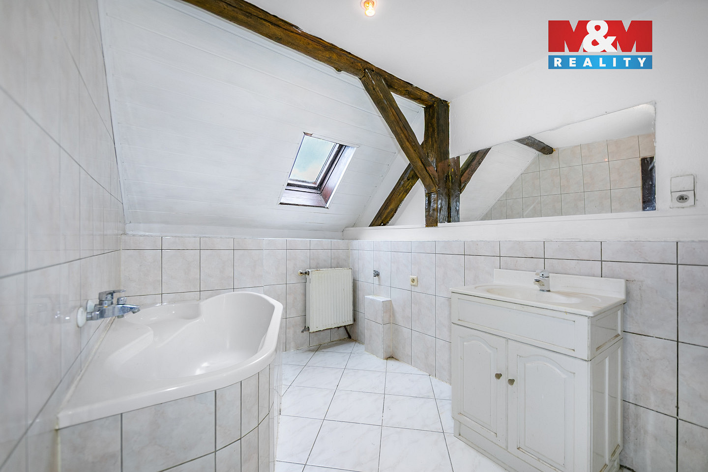 Prodej domu 230 m² s pozemkem 325 m² – fotografie 3