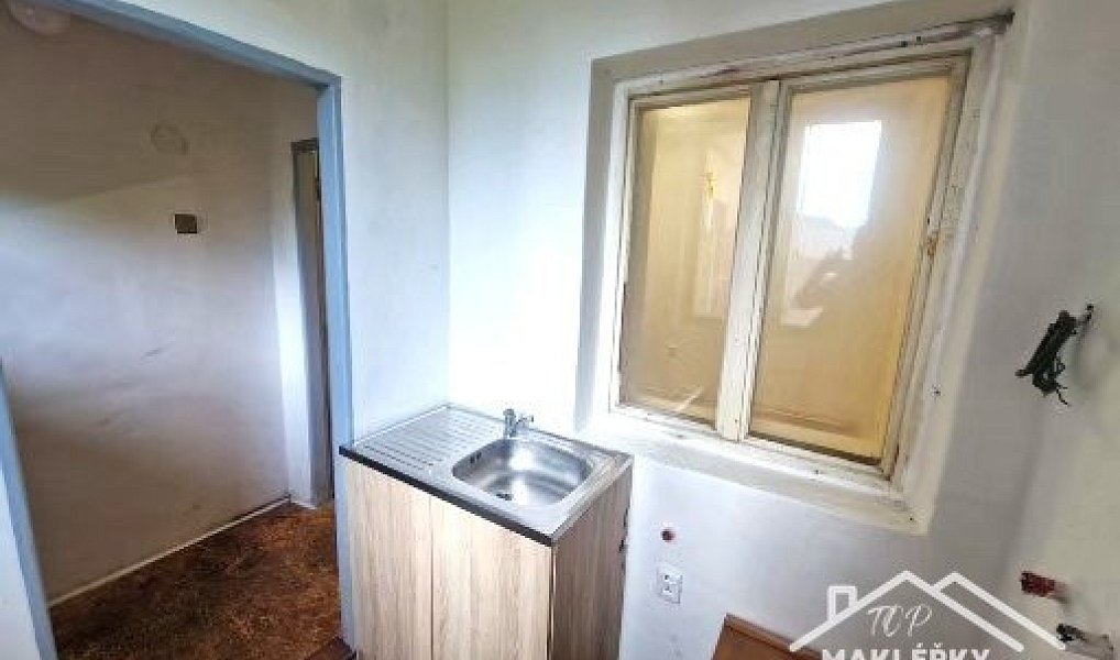Pronájem obchodních prostor 75 m², Kostelec nad Černými lesy – náhled fotky 12