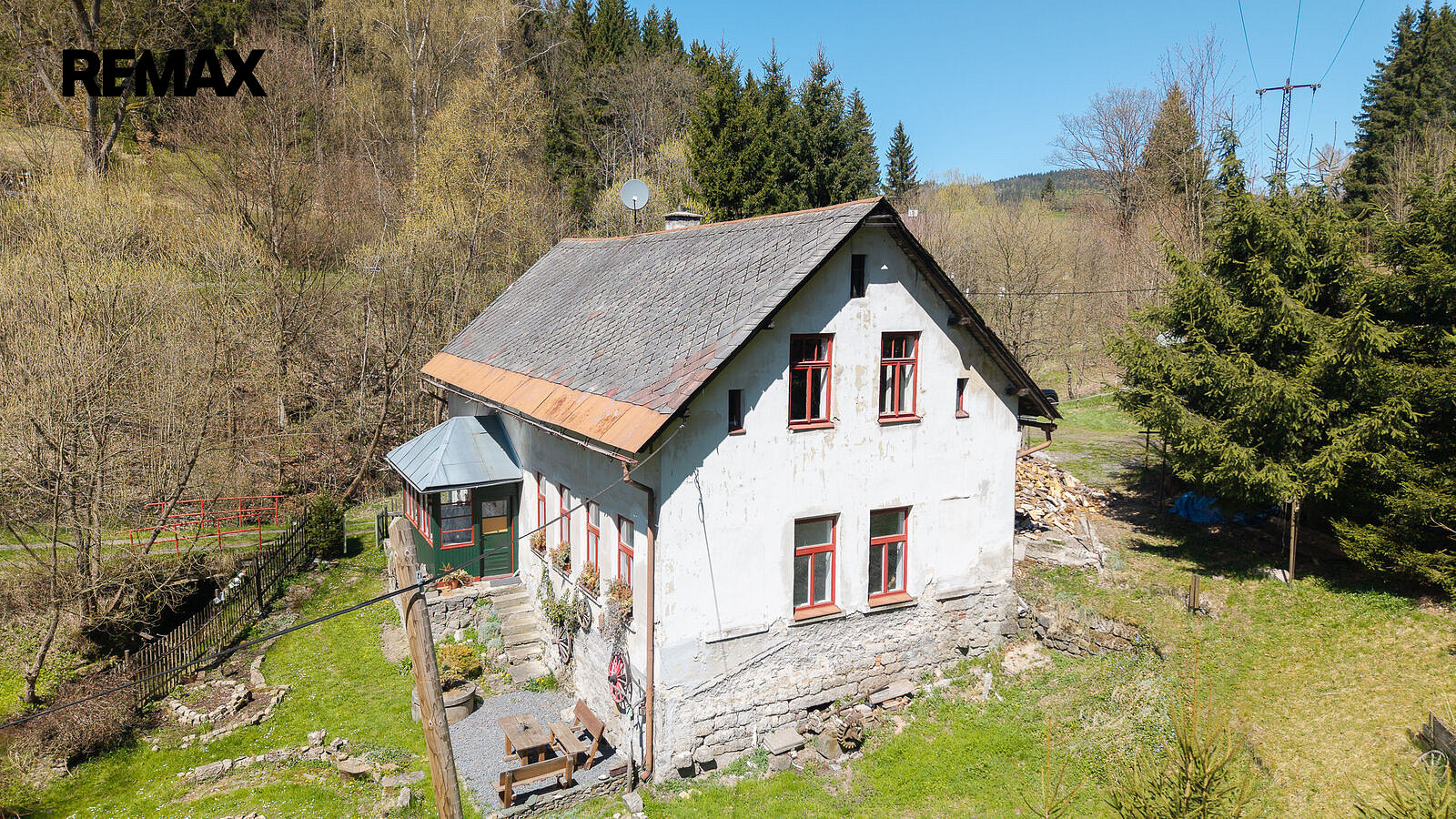 Prodej domu 250 m² s pozemkem 900 m²