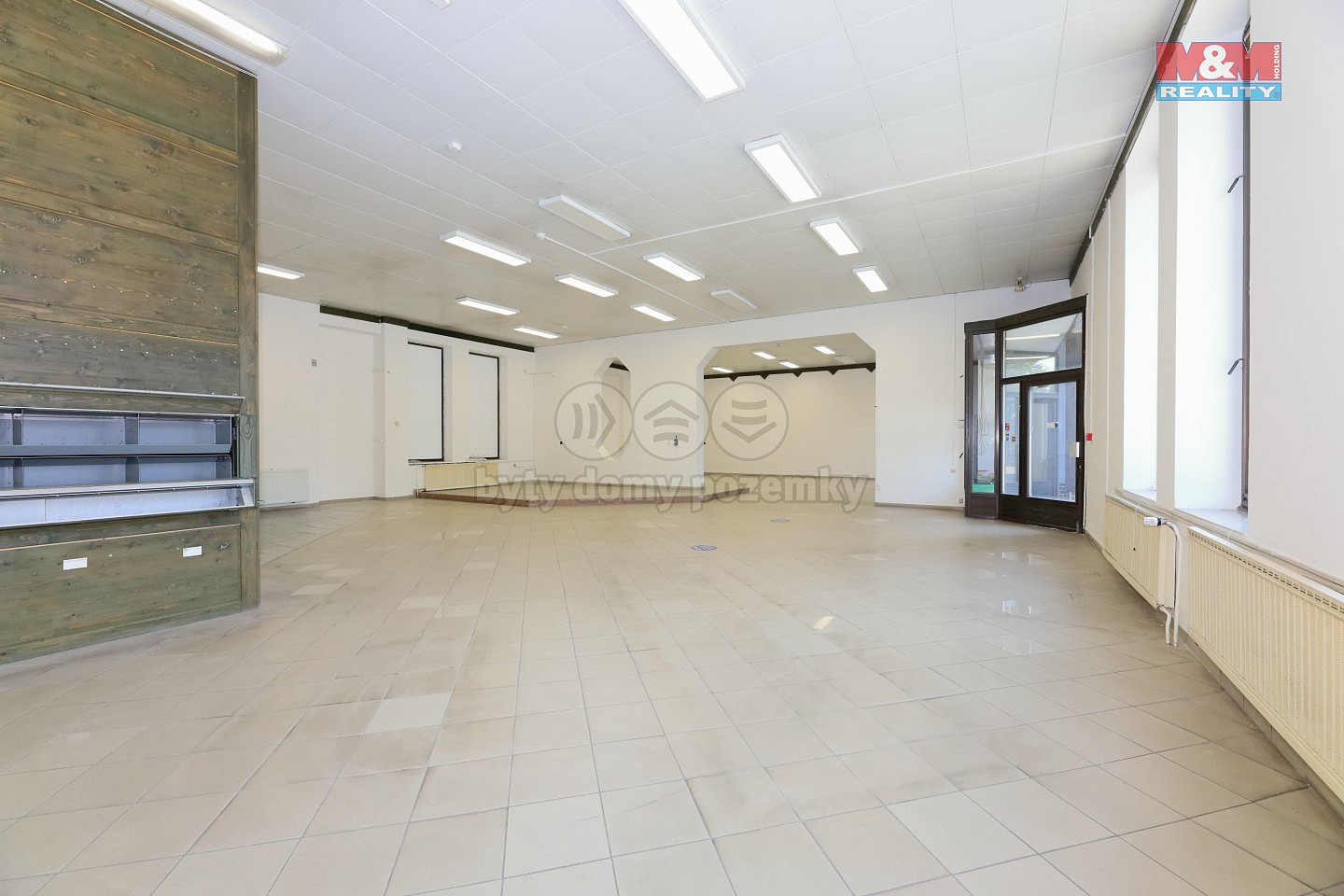 Pronájem obchodních prostor 607 m² — photo 2