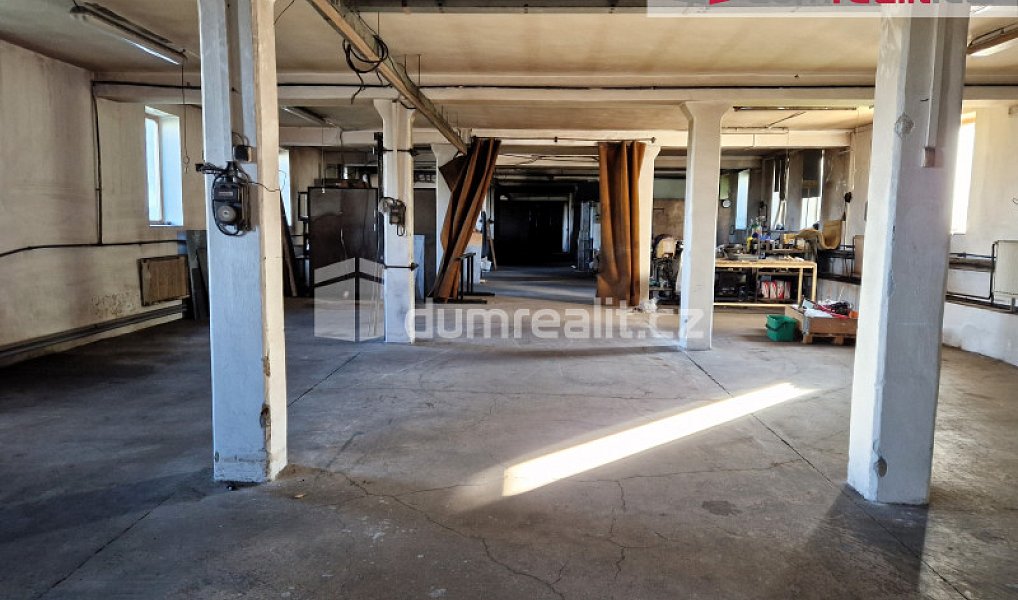 Pronájem výrobních prostor 1 500 m², Kaplice – náhled fotky 5