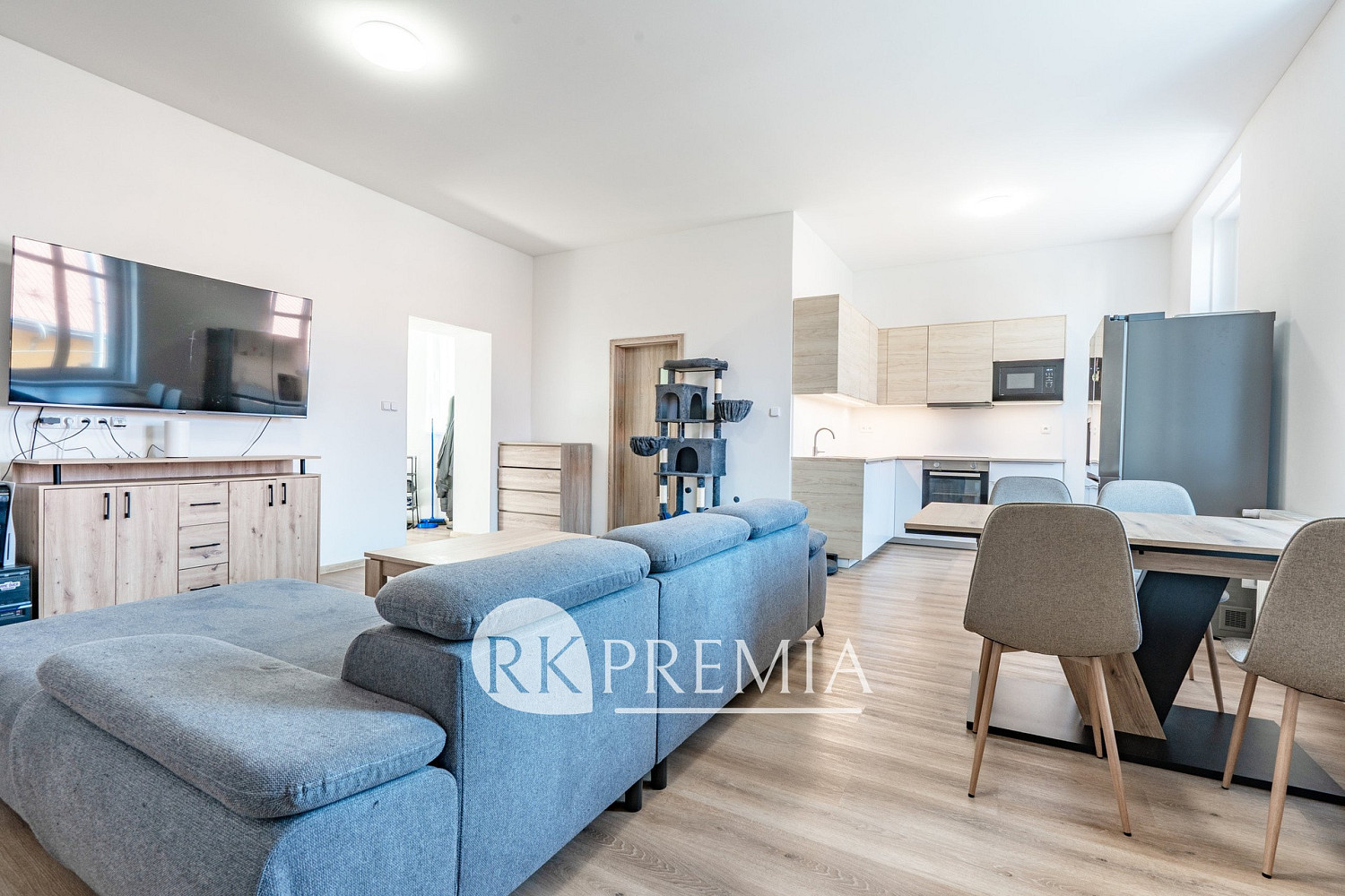 Pronájem bytu 3+kk 67 m² — photo 3