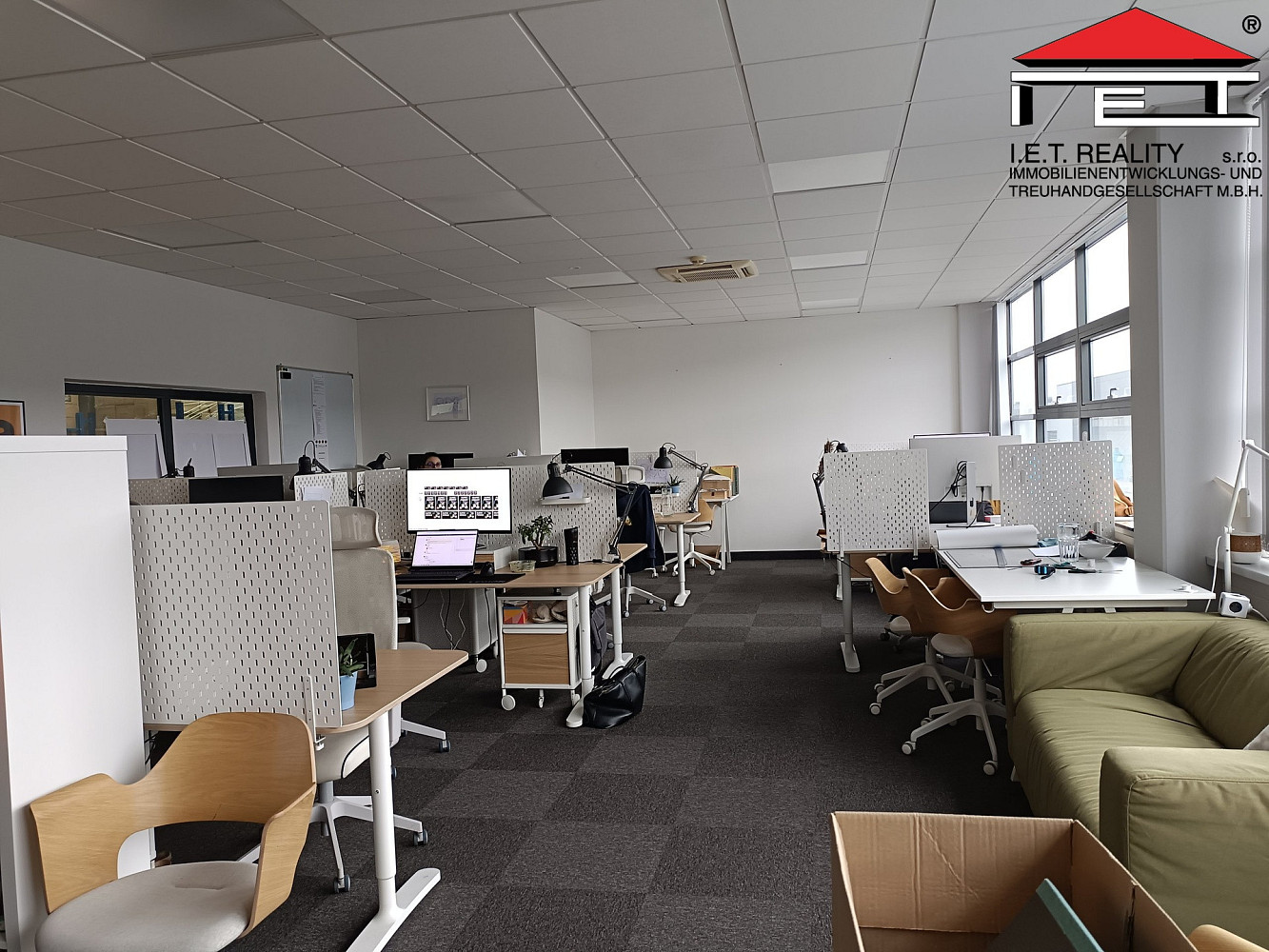 Pronájem skladovacích prostor 2 694 m² – fotografie 5