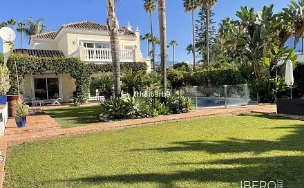 Prodej domu 178 m² s pozemkem 539 m², New Golden Mile, Španělsko