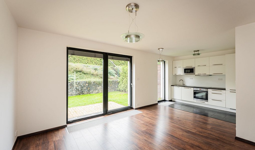 Pronájem domu 110 m² s pozemkem 196 m², Praha – náhled fotky 6