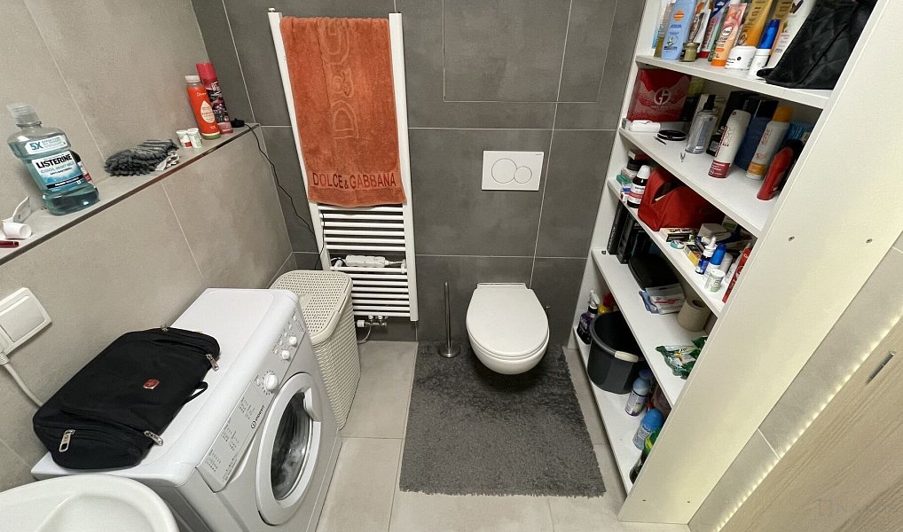 Prodej bytu 1+kk 37 m², Praha – náhled fotky 17