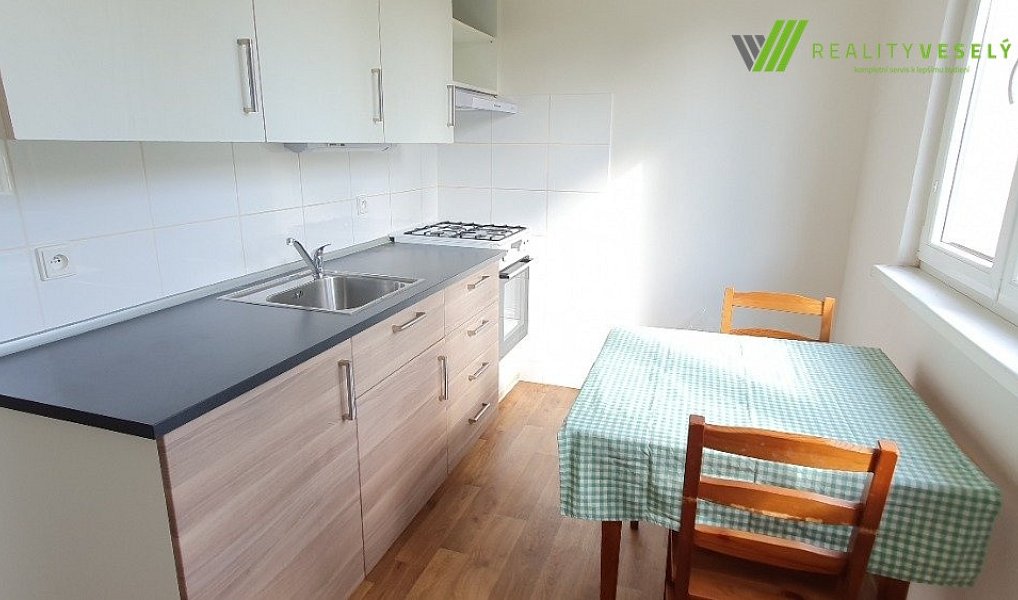 Pronájem bytu 2+1 57 m², Veselí nad Moravou – náhled fotky 2