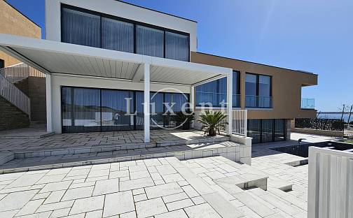 Prodej domu 357 m² s pozemkem 1 341 m², Zadar, Chorvatsko