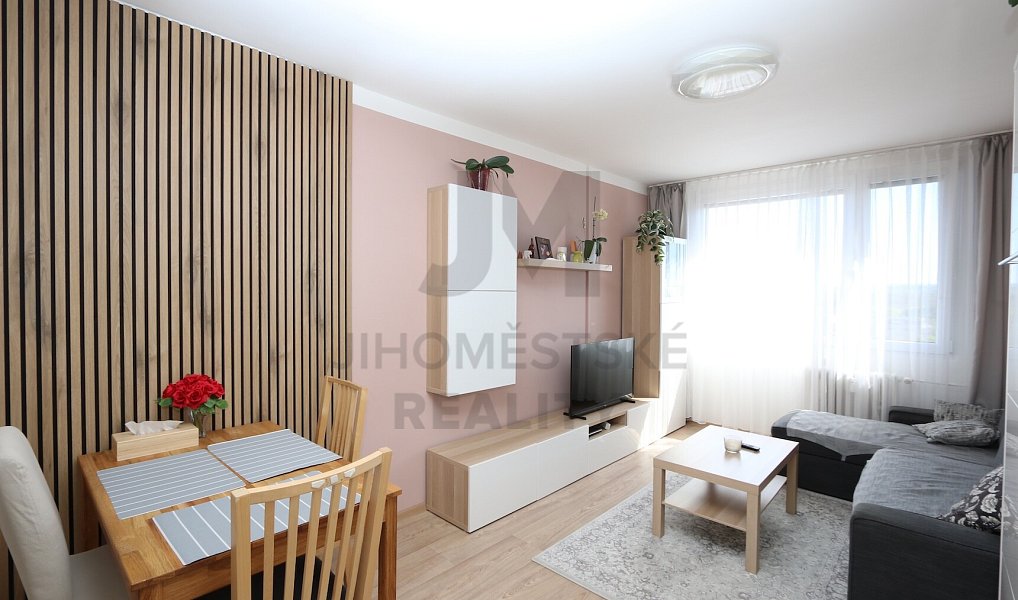 Prodej bytu 2+kk 42 m², Praha – fotka 1 z 14