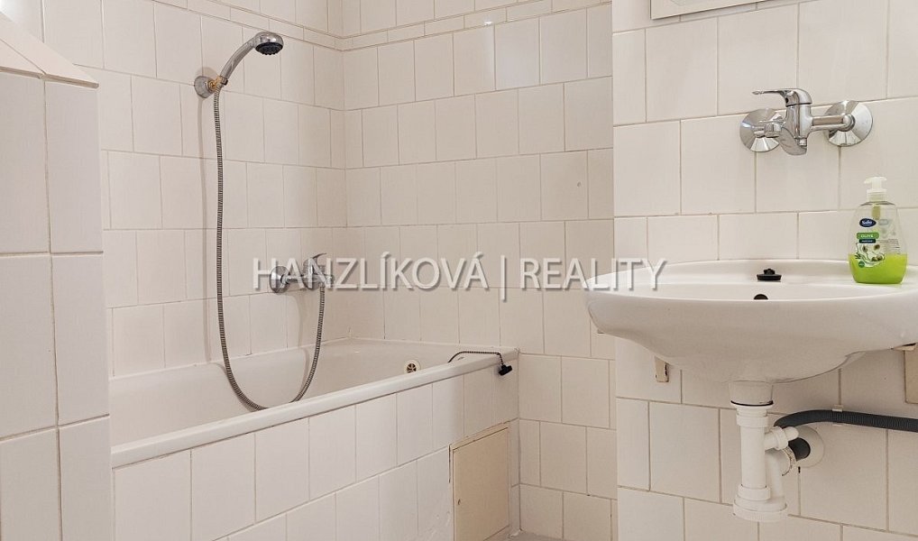 Pronájem bytu 3+1 78 m², České Budějovice – náhled fotky 13