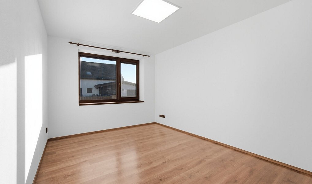 Prodej domu 128 m² s pozemkem 878 m², Benešov – náhled fotky 16