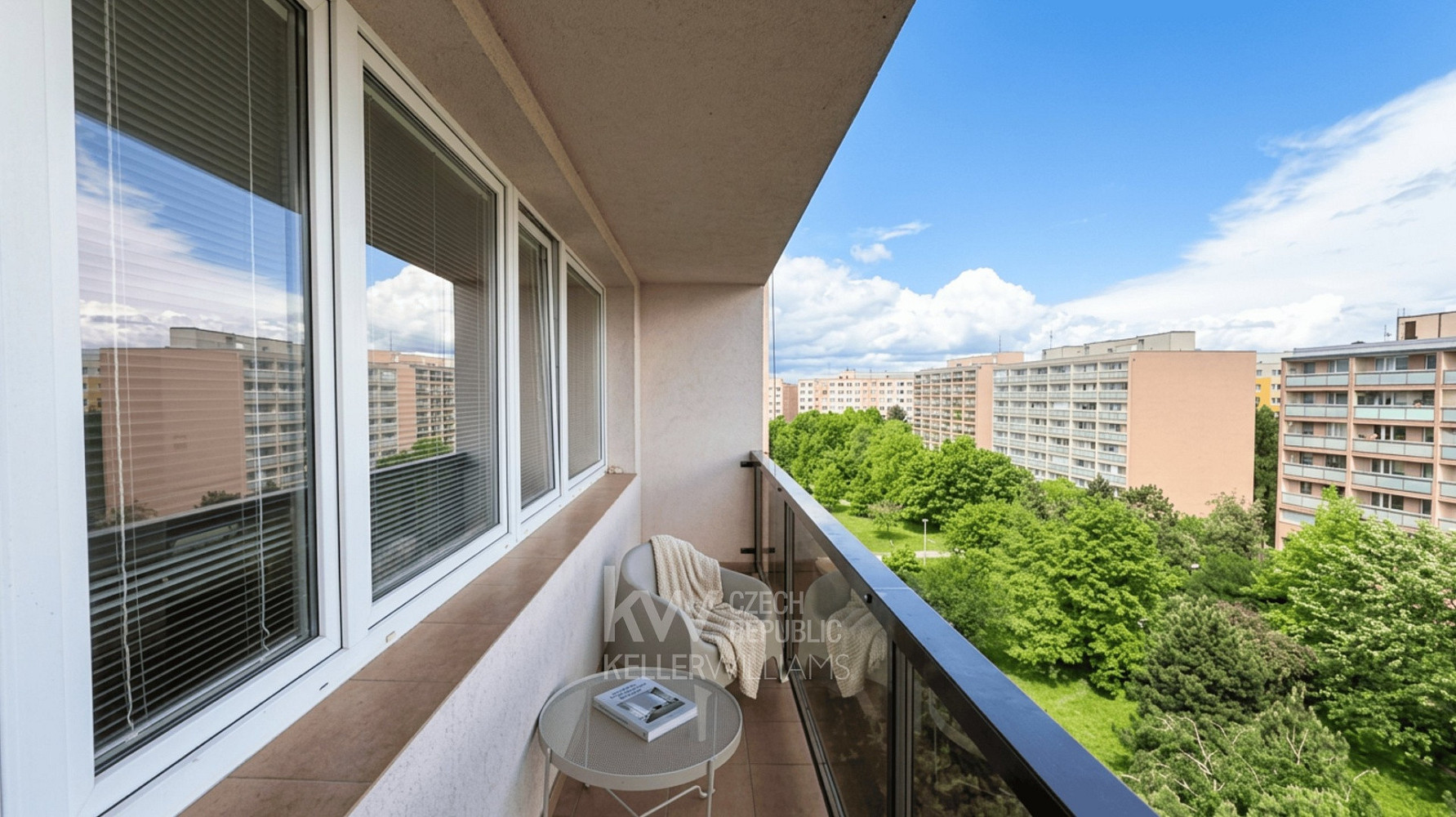 Prodej bytu 3+kk 77 m² — photo 3