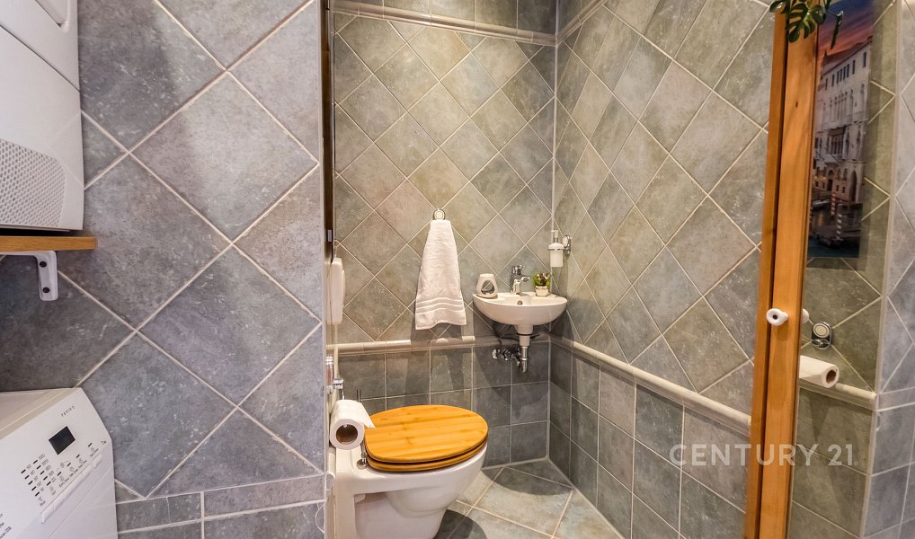 Prodej bytu 4+kk 90 m², Praha – náhled fotky 8