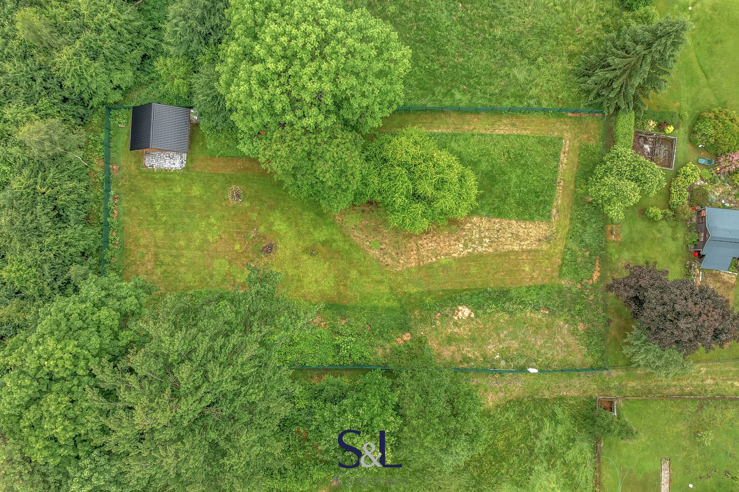 Prodej stavebního pozemku 1 649 m² – fotografie 2