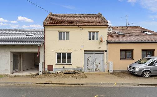 Prodej domu 139 m² s pozemkem 348 m², Uherské Hradiště - Míkovice