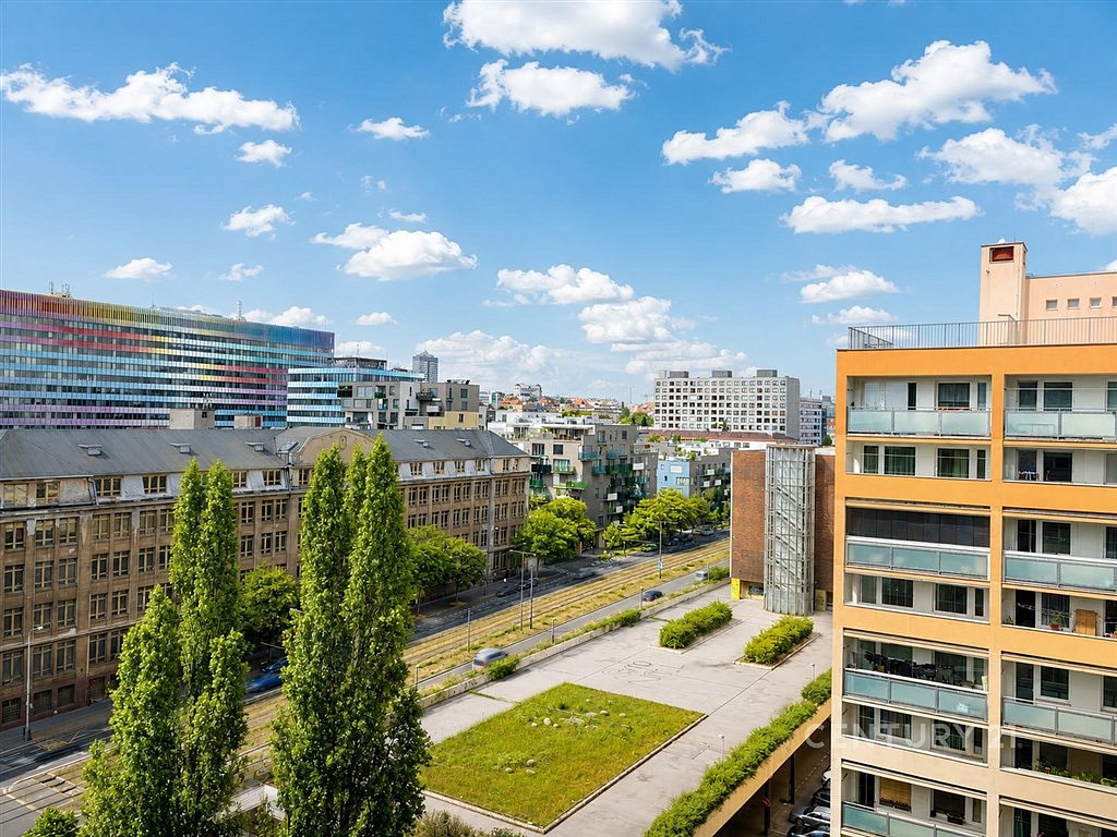 Prodej bytu 2+kk 65 m² — photo 2