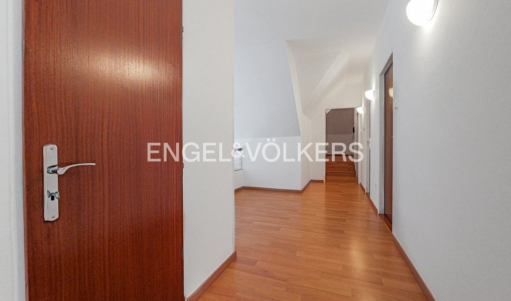 Pronájem domu 417 m² s pozemkem 1 000 m², Praha – náhled fotky 13