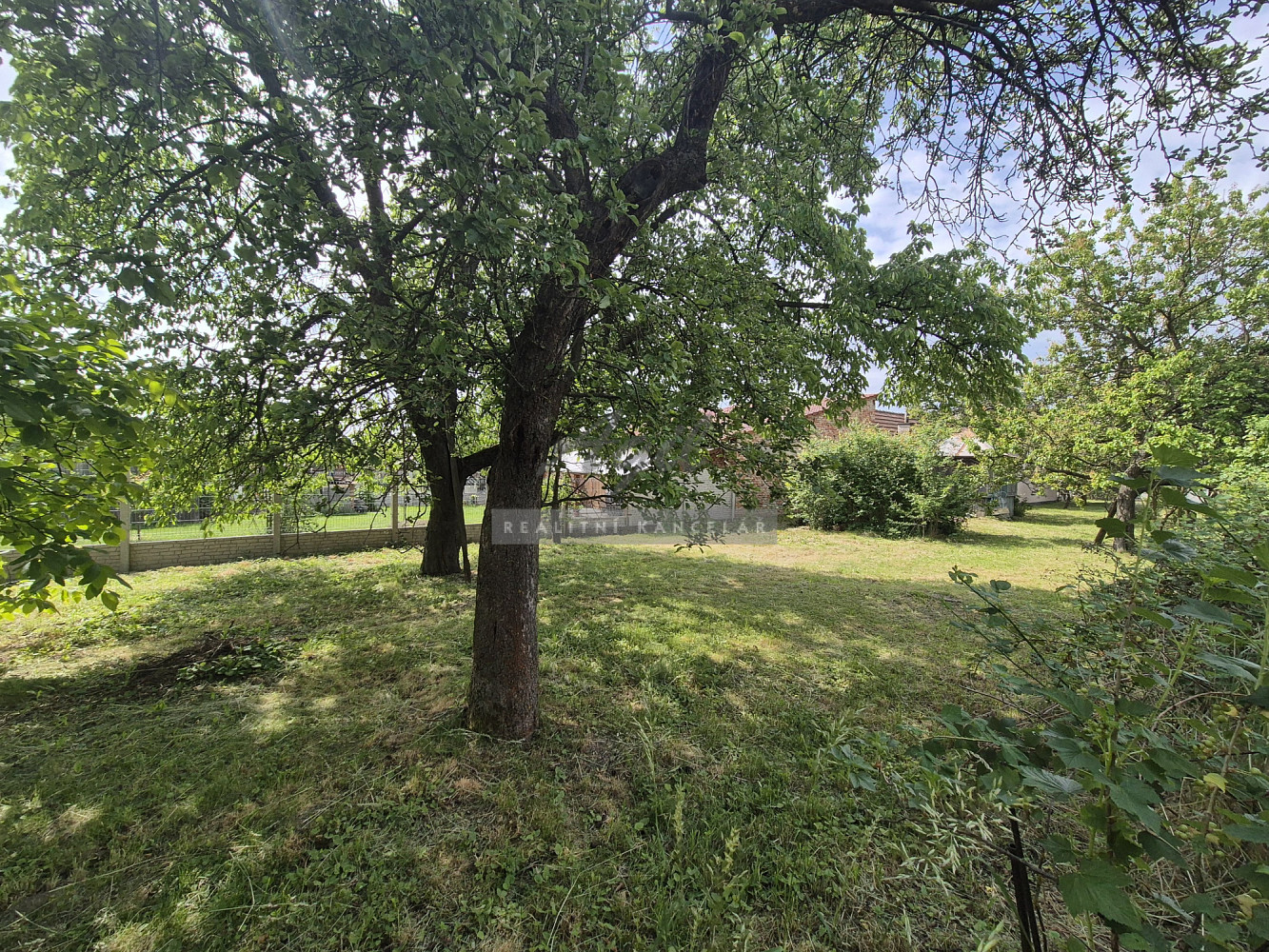Prodej stavebního pozemku 771 m² – fotografie 4