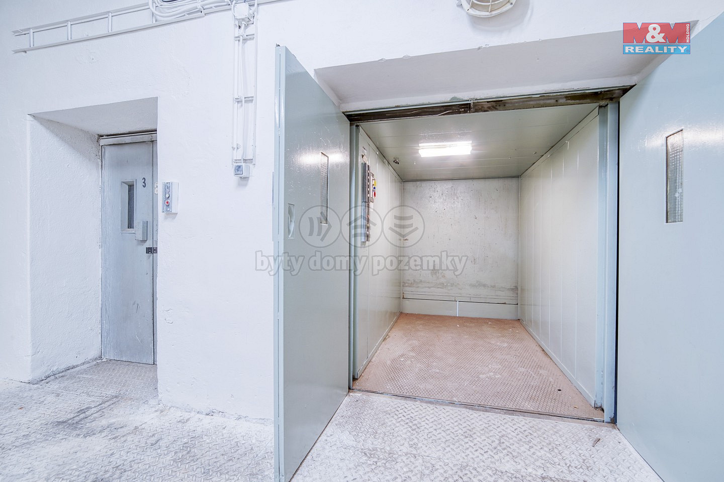 Pronájem skladovacích prostor 8 m² – fotografie 4