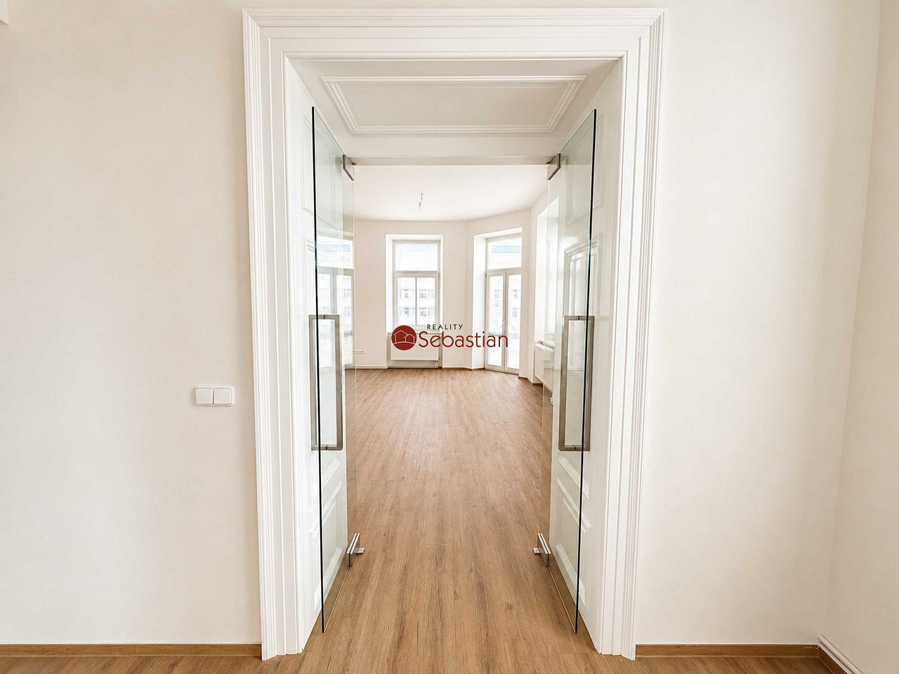 Pronájem kanceláře 106 m² — photo 3