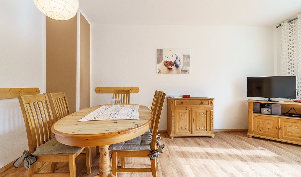 Prodej bytu 3+1 60 m², Boží Dar – náhled fotky 4