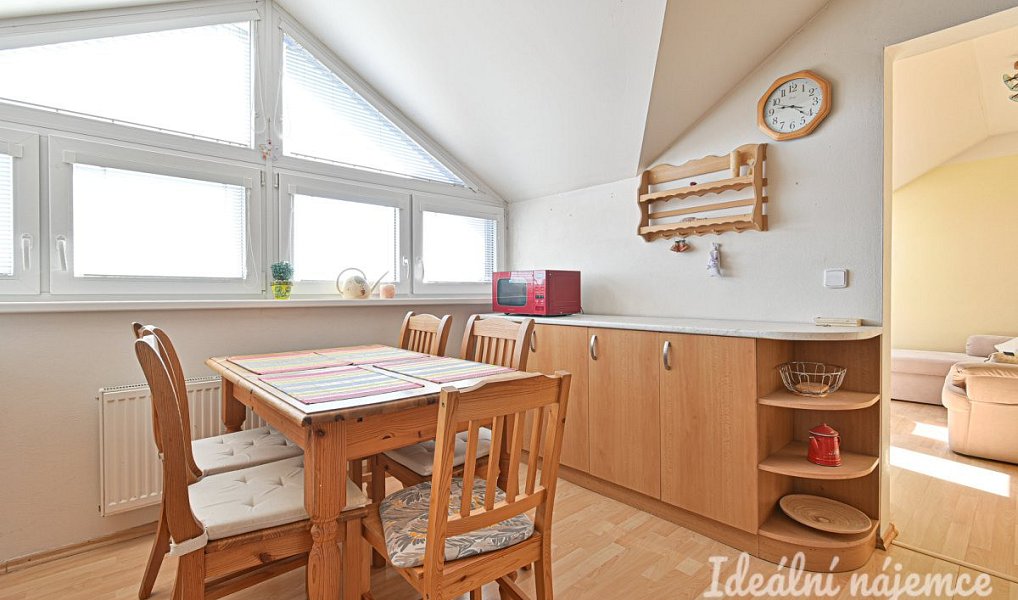 Pronájem bytu 3+1 67 m², Újezd u Brna – náhled fotky 4