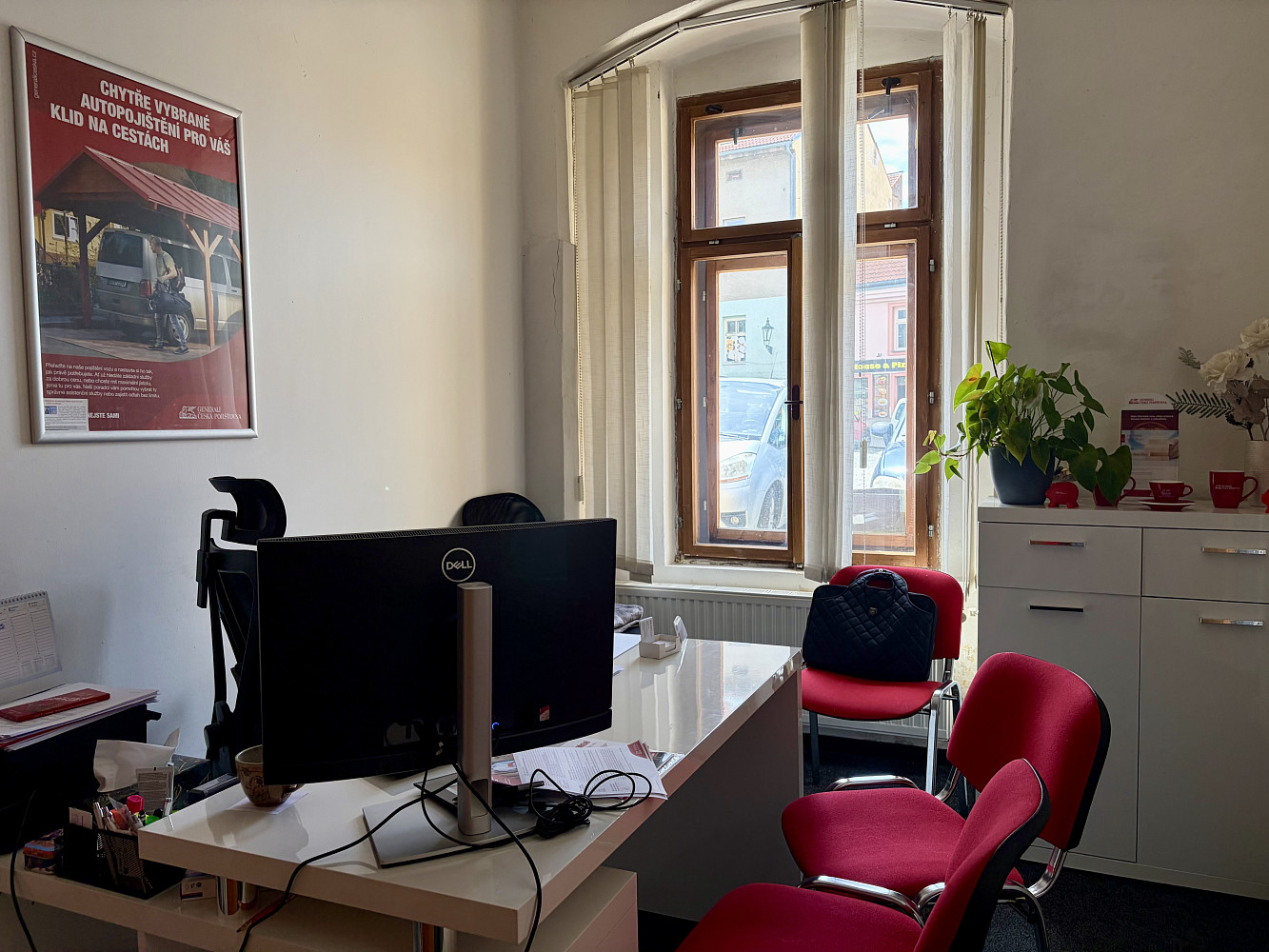 Prodej obchodních prostor 73 m² – fotografie 3