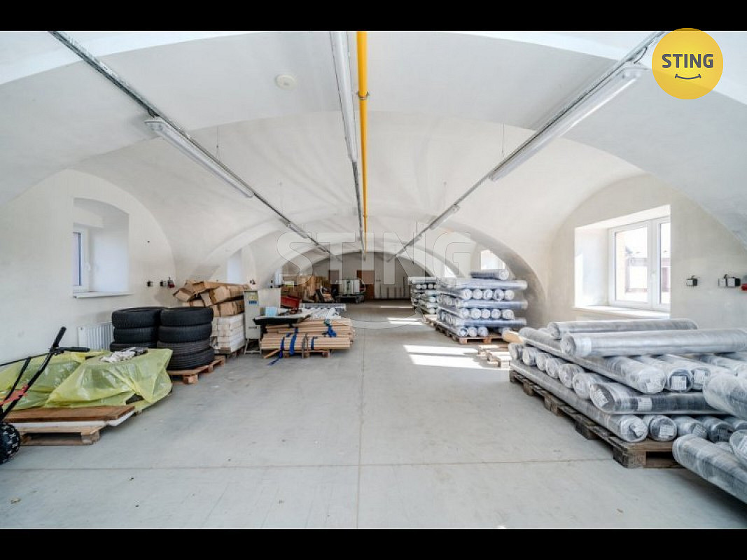 Pronájem skladovacích prostor 220 m² – pohled 5