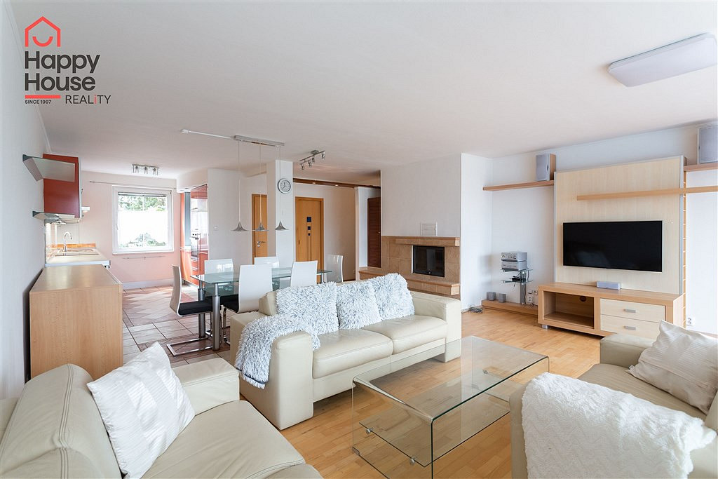 Pronájem domu 250 m² s pozemkem 625 m² – pohled 4