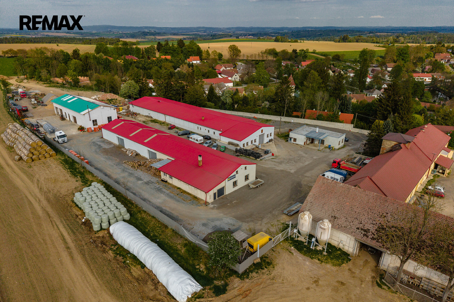 Prodej výrobních prostor 2 100 m² – fotografie 3