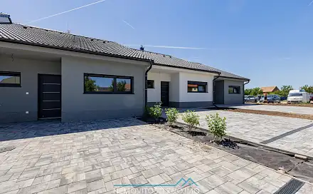 Prodej domu 82 m² s pozemkem 385 m², Znojmo - Načeratice