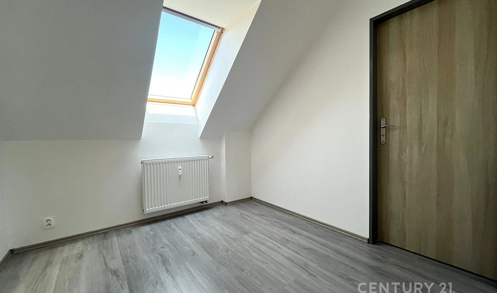Pronájem bytu 1+kk 38 m², Chropyně – náhled fotky 5