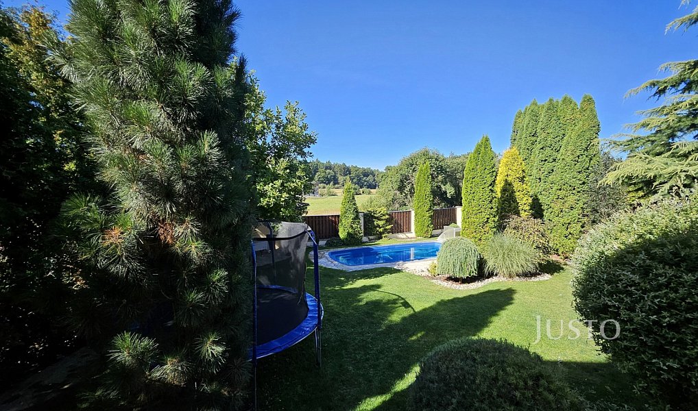 Prodej domu 322 m² s pozemkem 777 m², Písek – náhled fotky 28