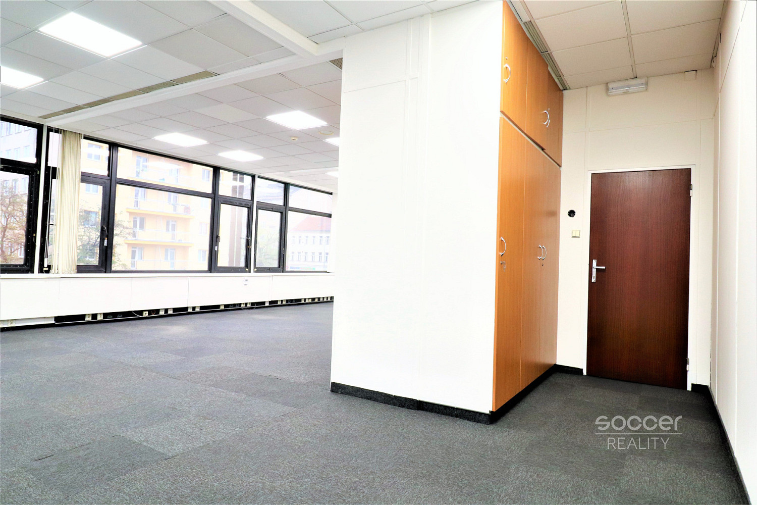 Pronájem kanceláře 66 m² – fotografie 5