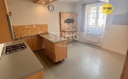 Pronájem bytu 3+1 78 m², Krnovská, Opava - Předměstí