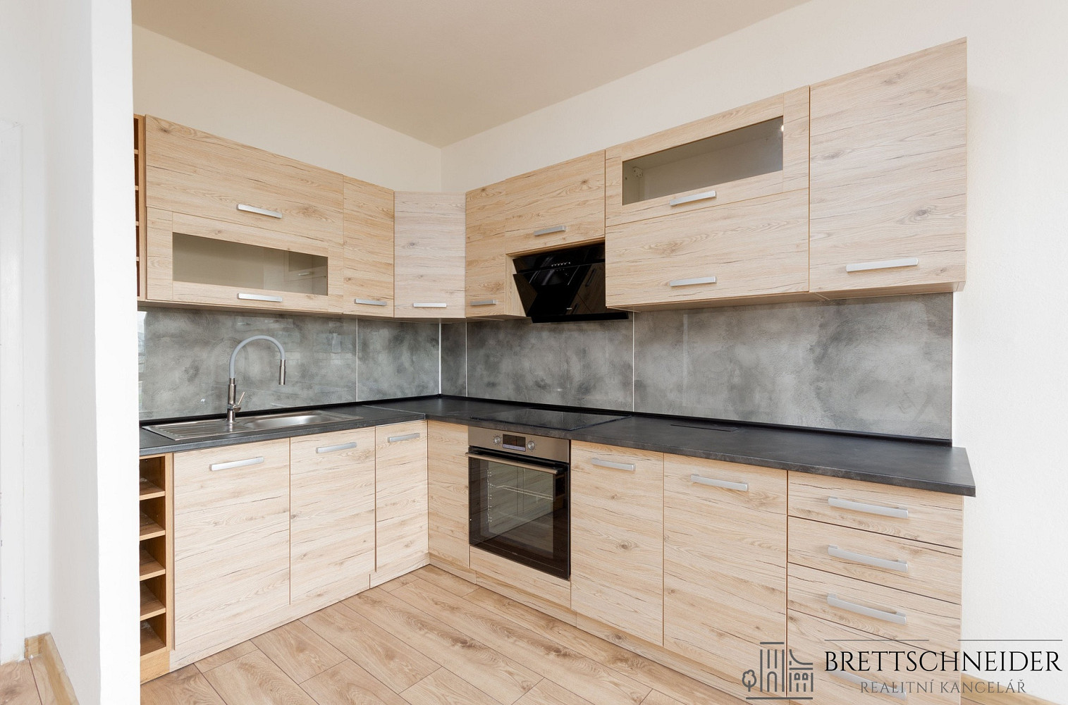 Pronájem bytu 1+1 40 m² – fotografie 3