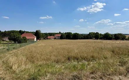 Prodej stavebního pozemku 1 214 m², Číčovice