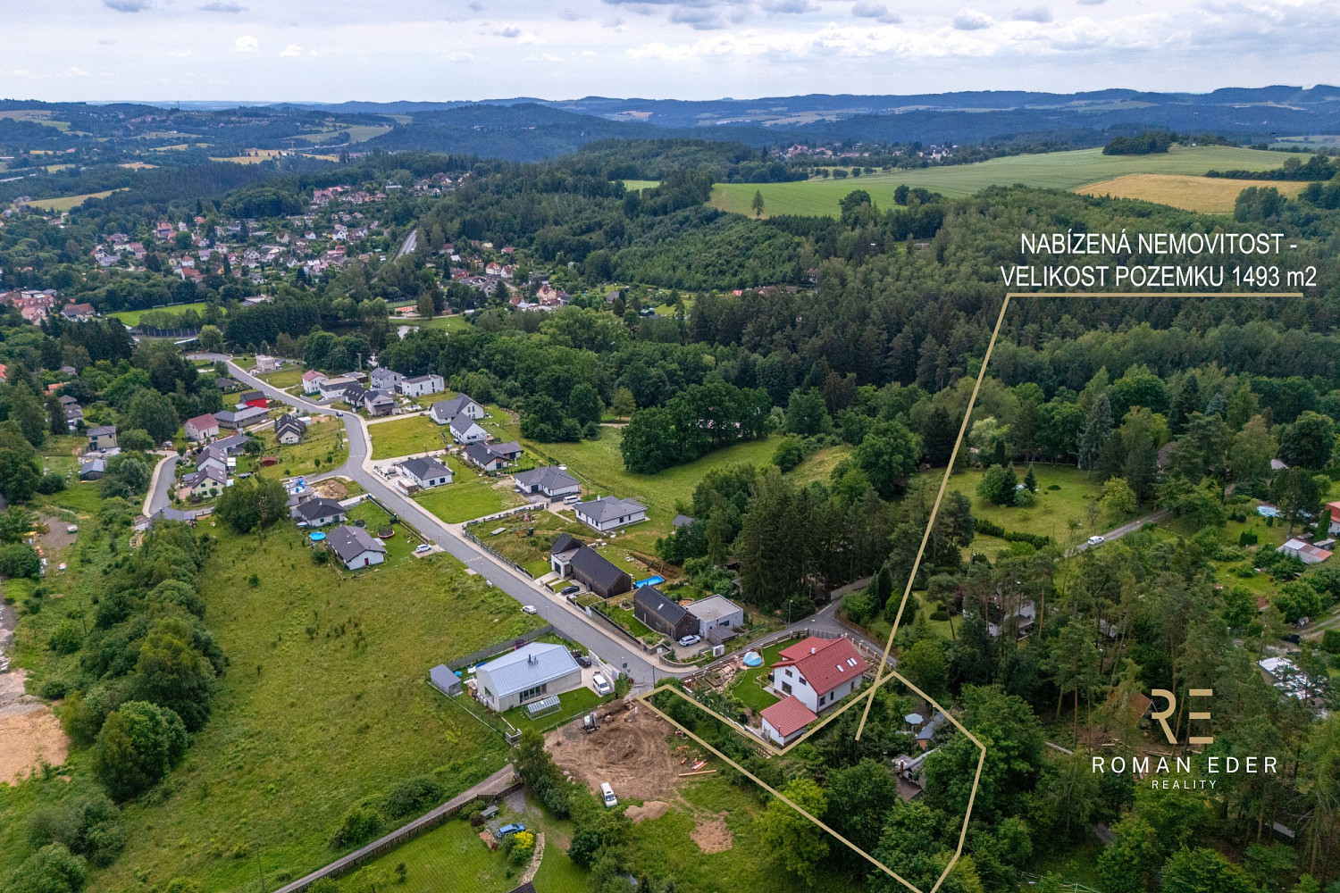 Prodej stavebního pozemku 1 493 m²